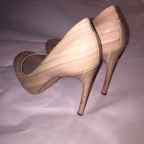 authentic SAINT LAURENT size 39 patent leather - Picture 8 of 8